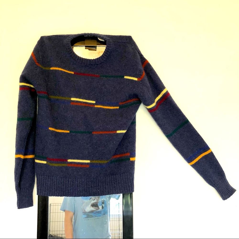 vintage sweater.